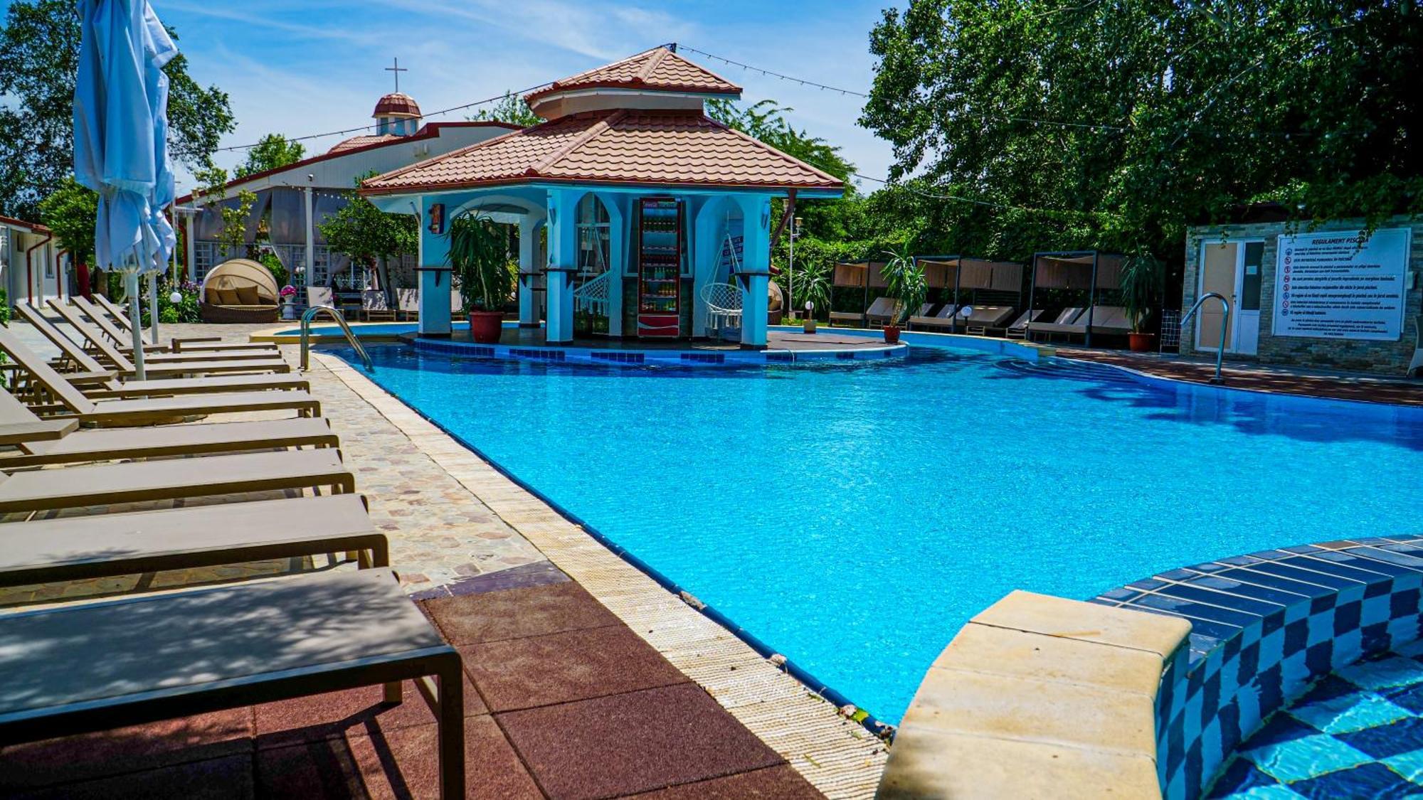 Steaua Apelor Family Resort Nufaru Bagian luar foto