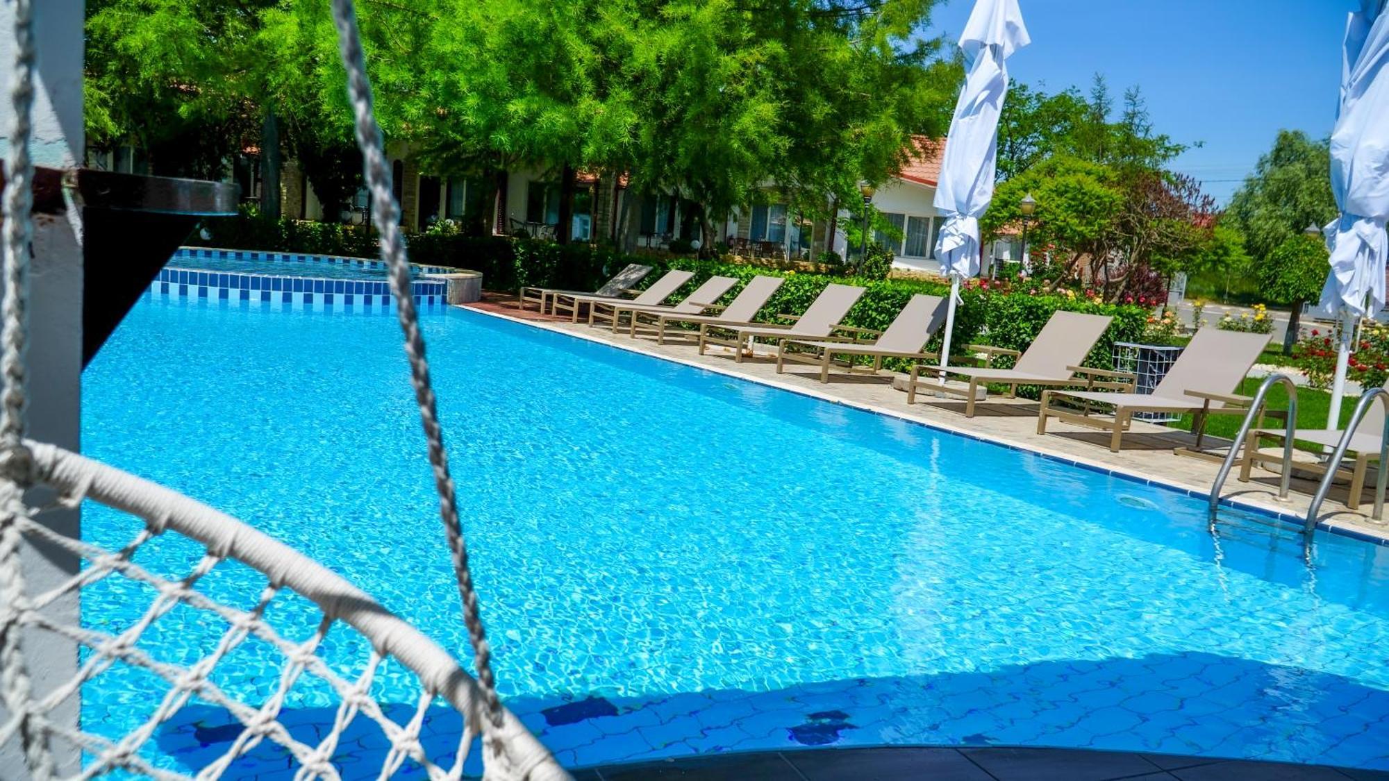 Steaua Apelor Family Resort Nufaru Bagian luar foto