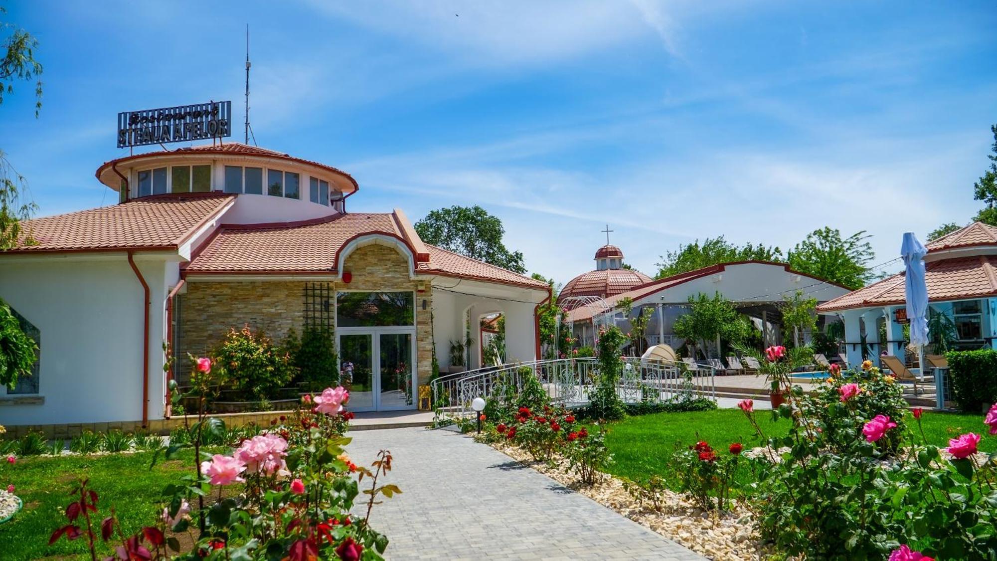 Steaua Apelor Family Resort Nufaru Bagian luar foto