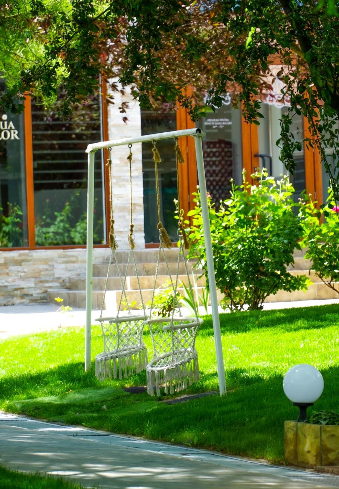 Steaua Apelor Family Resort Nufaru Bagian luar foto
