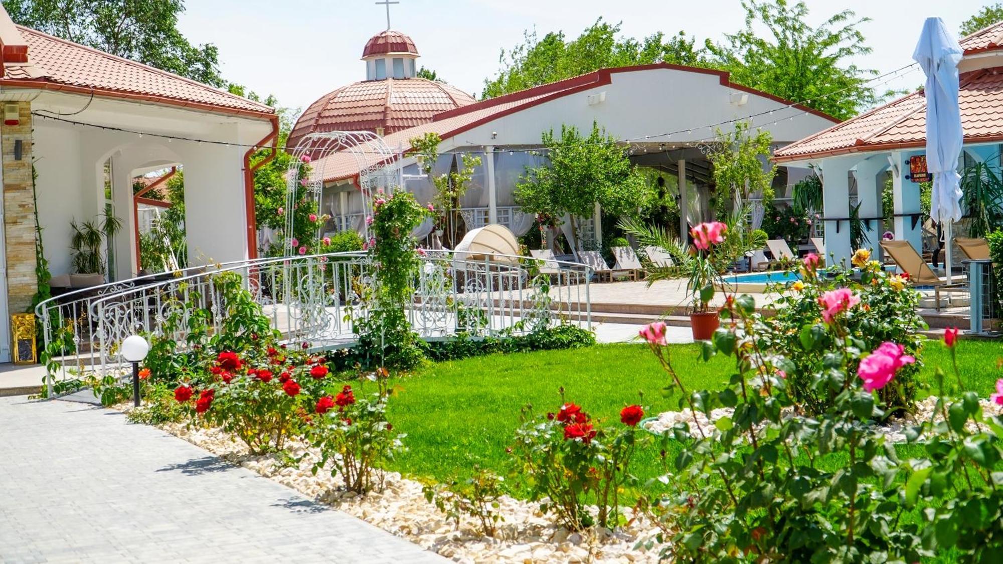 Steaua Apelor Family Resort Nufaru Bagian luar foto