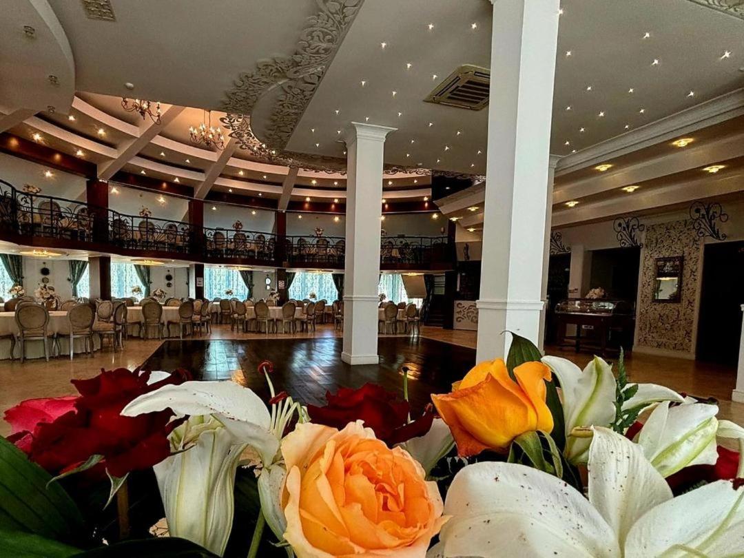 Steaua Apelor Family Resort Nufaru Bagian luar foto