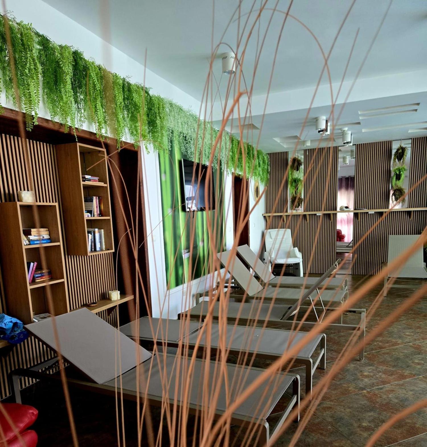 Steaua Apelor Family Resort Nufaru Bagian luar foto
