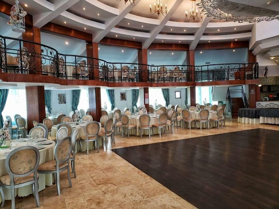 Steaua Apelor Family Resort Nufaru Bagian luar foto